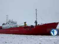 Рефрижераторное судно на продажу