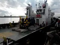 Буксир на продажу