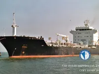 Нефтеналивной/химический танкер на продажу