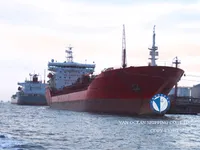 Нефтеналивной/химический танкер на продажу