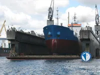 Нефтеналивной/химический танкер на продажу