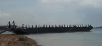 Баржа на продажу