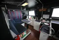 Катамаран на продажу