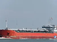 Нефтеналивной/химический танкер на продажу
