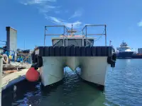 Буксир для перевозки экипажа на продажу