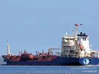 Нефтеналивной/химический танкер на продажу
