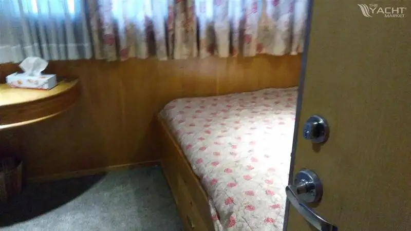 Судно поддержки водолазных работ на продажу