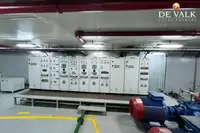 Паром на продажу