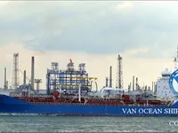 Нефтеналивной/химический танкер на продажу