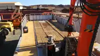 Баржа на продажу