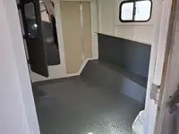 Буксир на продажу