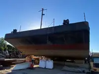 Буксир на продажу