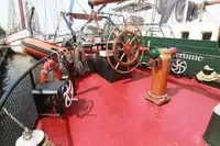 Плавающий отель на продажу