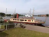 Паром на продажу