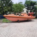 Спасательная шлюпка на продажу