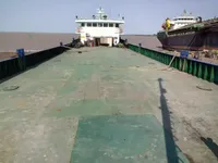 Баржа на продажу
