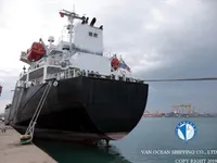 Нефтеналивной/химический танкер на продажу