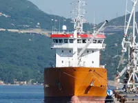 Нефтеналивной/химический танкер на продажу