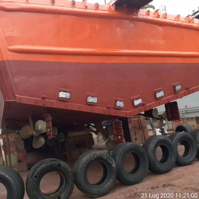 Буксир для перевозки экипажа на продажу