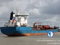 Нефтеналивной/химический танкер на продажу
