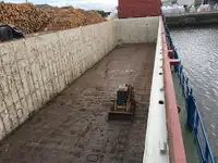 Сухогруз на продажу