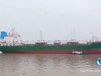 Рефрижераторное судно на продажу