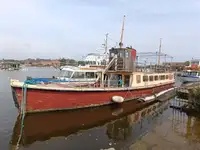 Паром на продажу