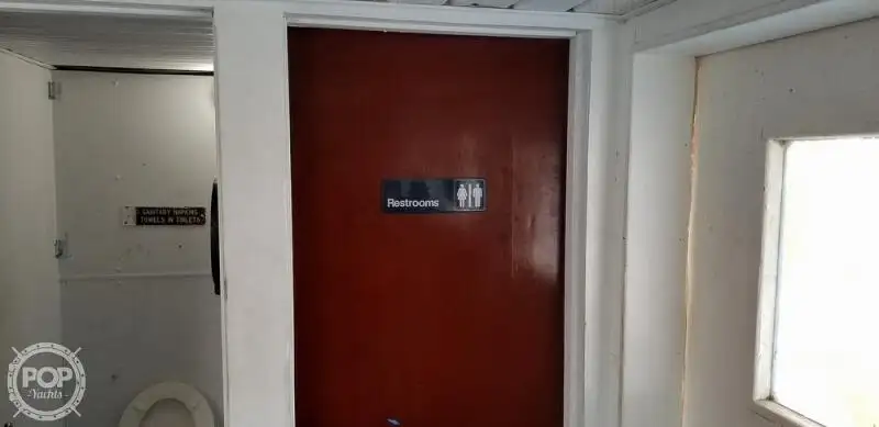 Катамаран на продажу