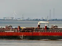 Нефтеналивной/химический танкер на продажу