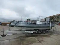Жесткая надувная лодка на продажу