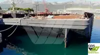 Баржа на продажу