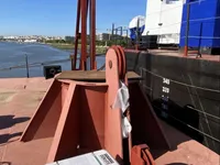 Баржа на продажу