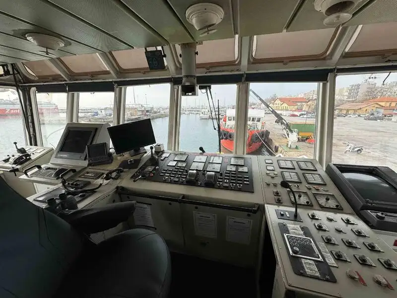 Буксир продается