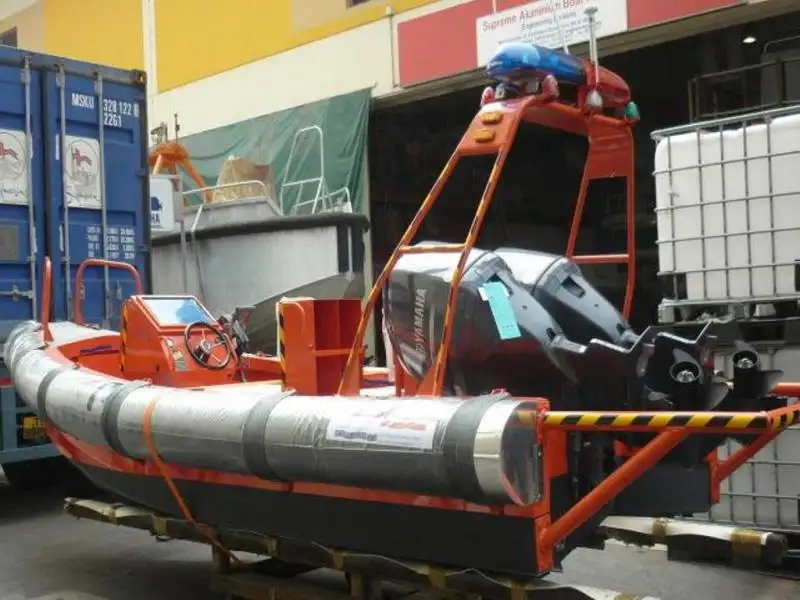 Спасательное судно продается