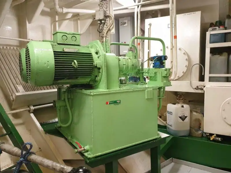 Буксир продается