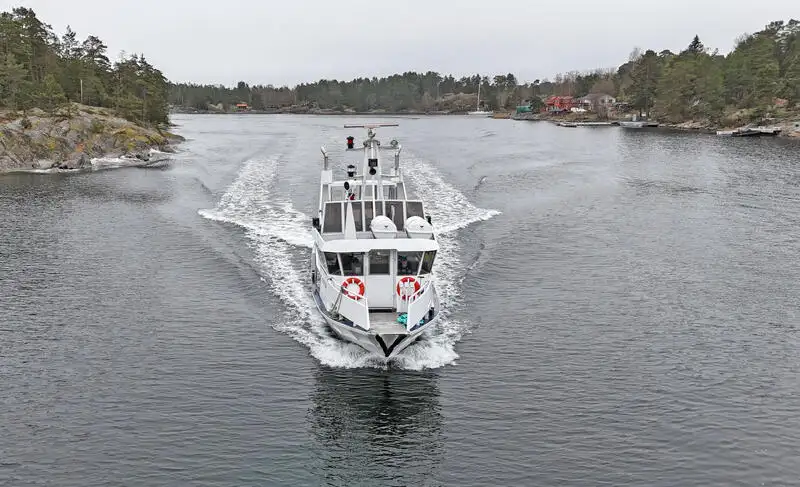 Моторное судно продается