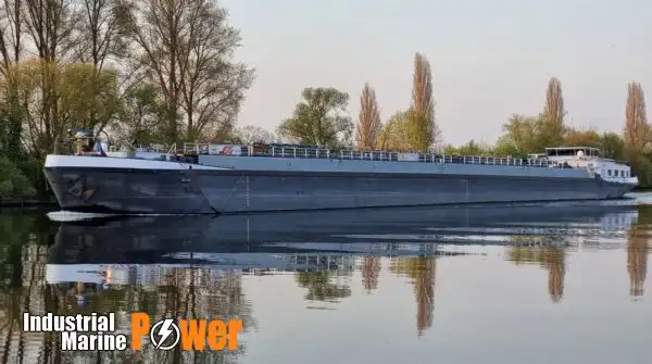 Нефтяной танкер, Химовоз продается