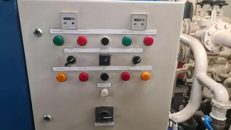 Корабль снабжения продается