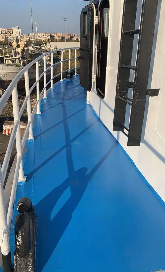 Рыболовный траулер продается