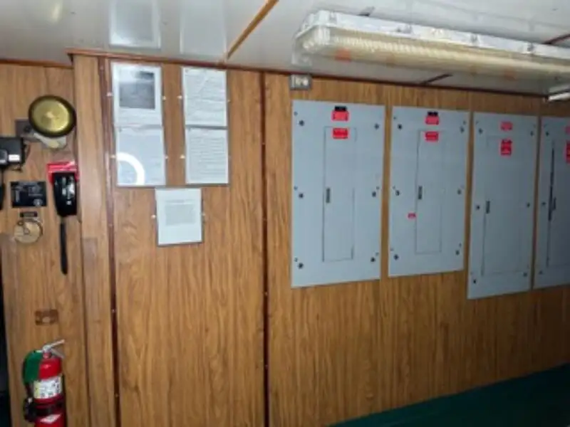 Буксир продается