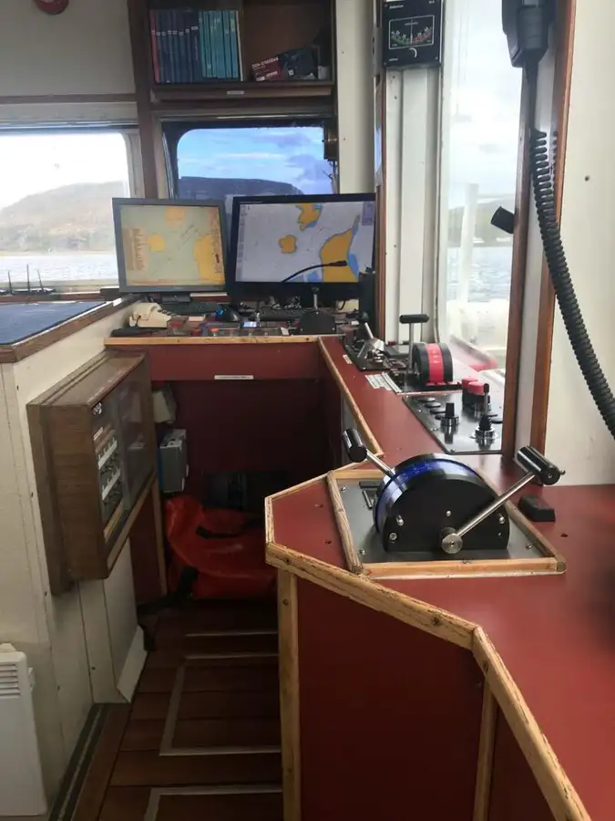 Буксир продается