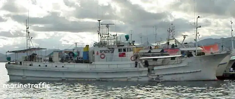 Ярусное судно продается