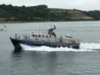 спасательная шлюпка продается