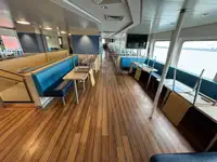 Моторное судно продается