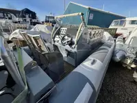 Жёсткая надувная лодка продается