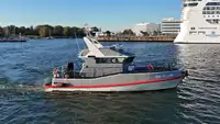 Катер с экипажем продается
