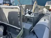 Жёсткая надувная лодка продается