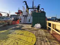 Корабль снабжения продается