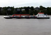 Нефтяной танкер, Химовоз продается