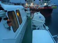 Моторное судно продается